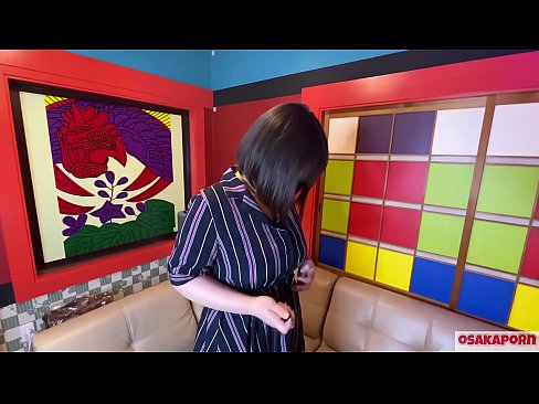 ❤️ جاپاني پياري وڏي سيني سان گڏ جنسي رانديڪن سان مشت زني ڪري ٿي ۽ هڪ orgasm آهي. هوءَ هڪ انٽرويو ۾ پنهنجي ڀوائتي تجربي بابت ڳالهائي ٿي. وڏيون چوڙيون ۽ وارن واري بلت زور سان روئي رهي آهي. اوساڪاپورن ☑ ❌
